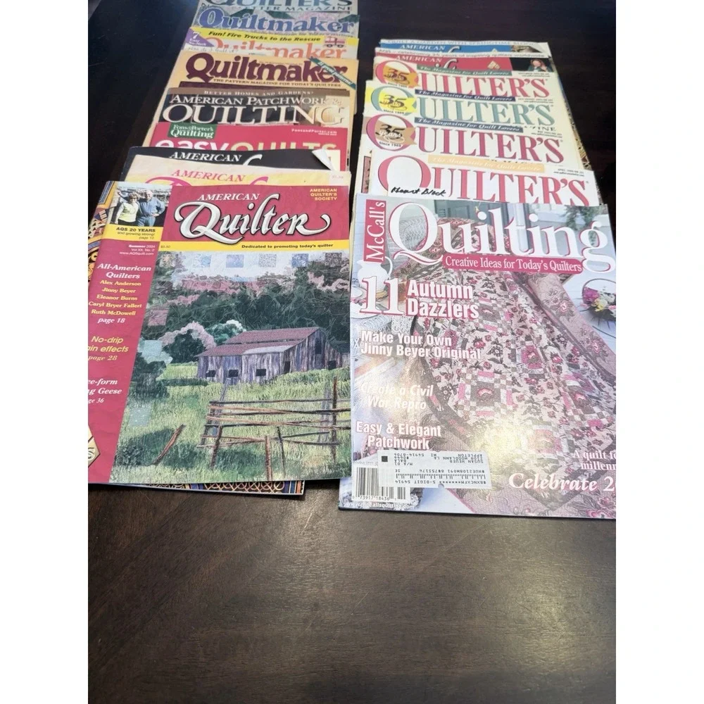 Lot of 26 Quilting Magazines Quiltmakee Quilters Newsletter 1984-2009